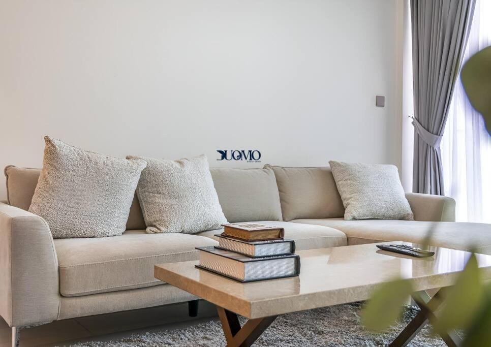 Holiday home Myduomo- Prime 2br Beachfront, Palm & Marina Views-1606
